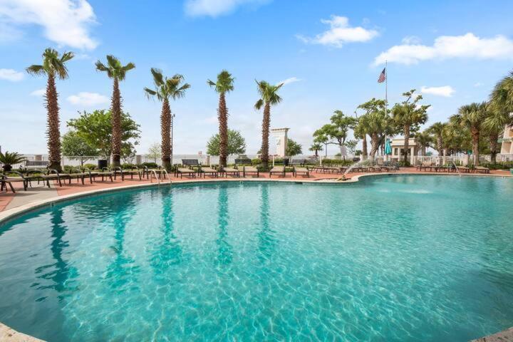 Gorgeous Oceanview 3Br Luxury Condo - Latitude Гълфпорт Екстериор снимка