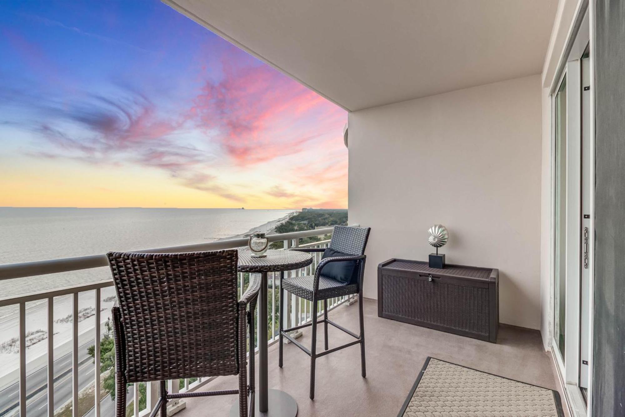 Gorgeous Oceanview 3Br Luxury Condo - Latitude Гълфпорт Екстериор снимка
