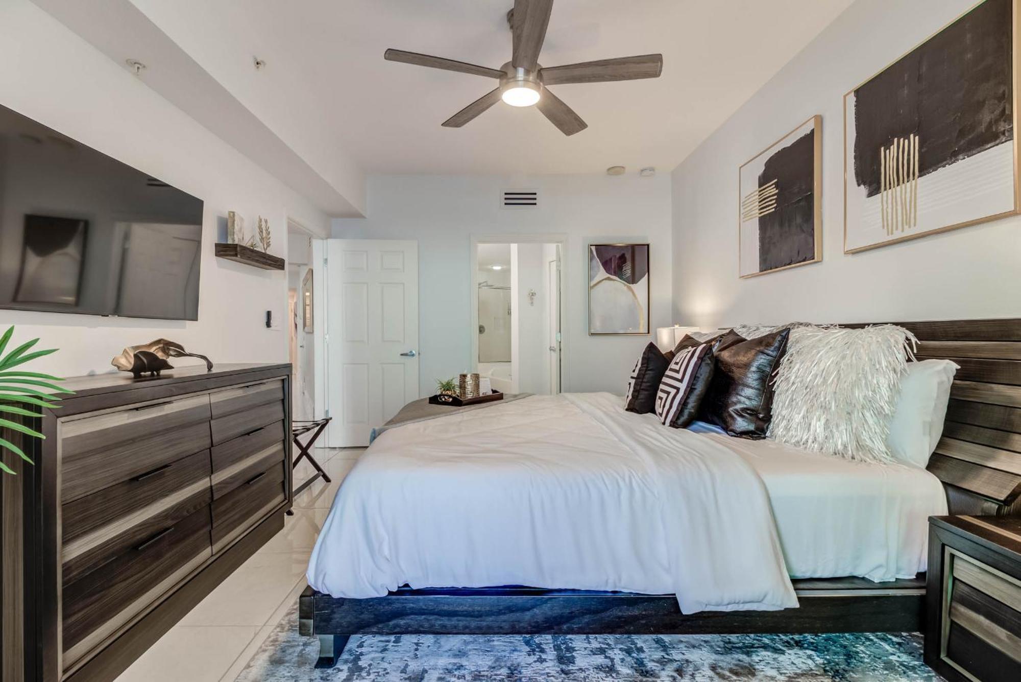Gorgeous Oceanview 3Br Luxury Condo - Latitude Гълфпорт Екстериор снимка