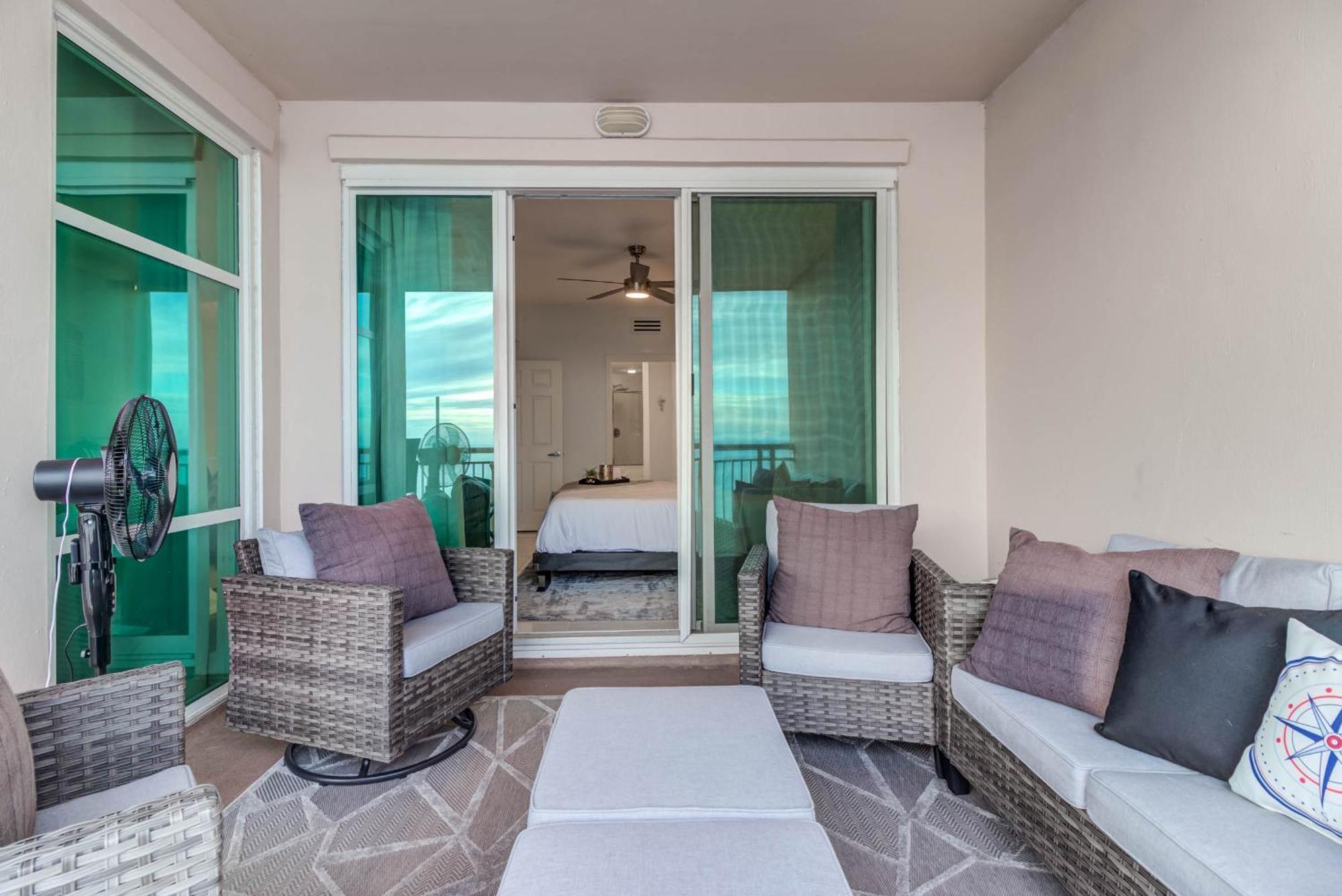 Gorgeous Oceanview 3Br Luxury Condo - Latitude Гълфпорт Екстериор снимка