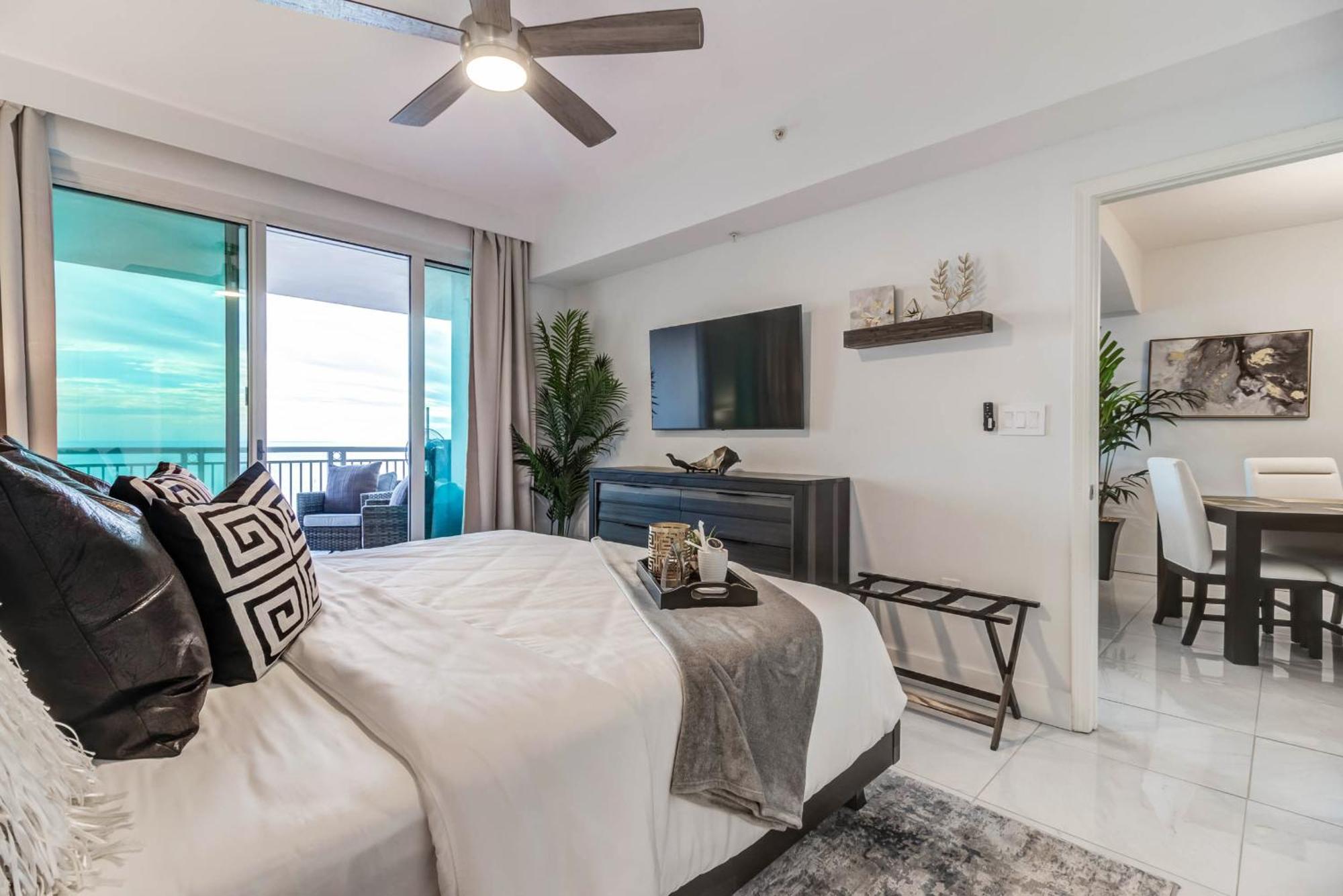 Gorgeous Oceanview 3Br Luxury Condo - Latitude Гълфпорт Екстериор снимка